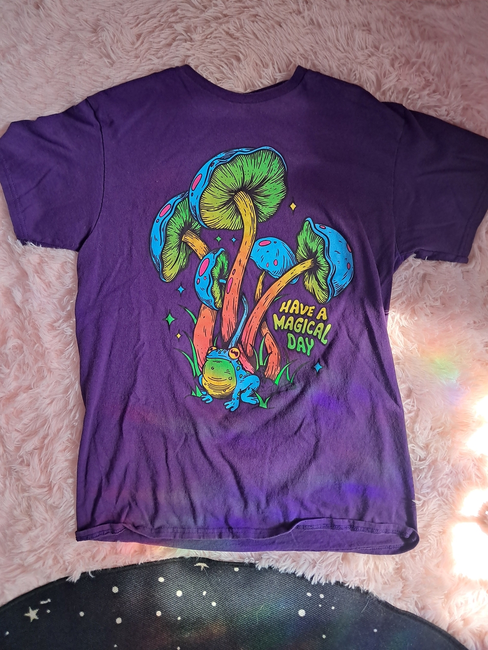 DOM Purple 'Have a Magical Day' Mushroom Trippy Graphic Tee With Frog